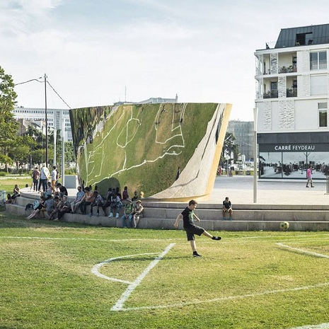 Le terrain de Feydball par Franck Tomps