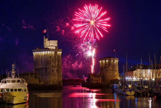 Feux d'artifice du 14 juillet à La Rochelle par Francis Giraudon