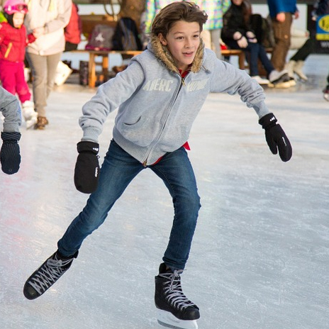 Patinoire éphémère sur la Place de la République