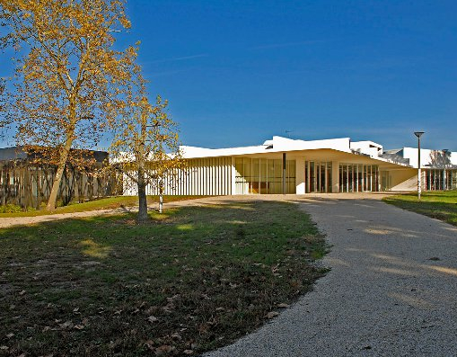 Espace culturel du Bois fleuri : extérieur