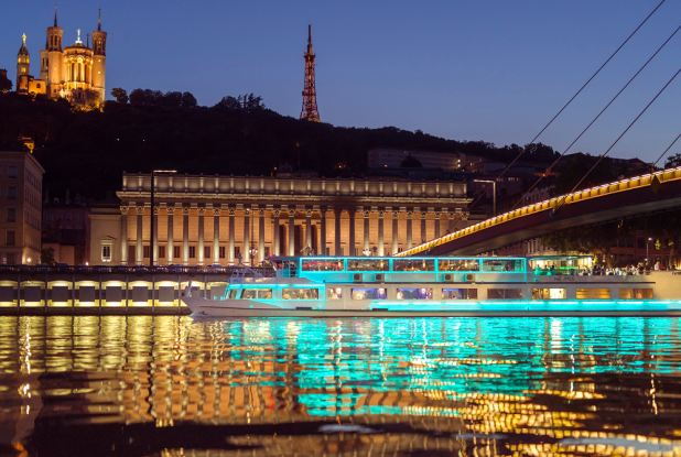 Les Bateaux Lyonnais : De nuit