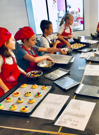 Atelier pâtisserie pour enfant à Jacobs Création