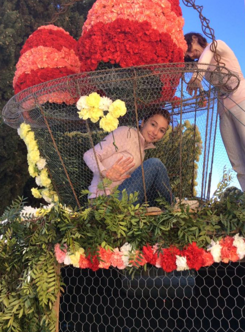 Fêtes de Pâques à Vence : char fleuri