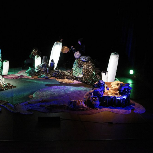 Les Multigrouillaes - Fléchir le vide / UNIVERS COLORE