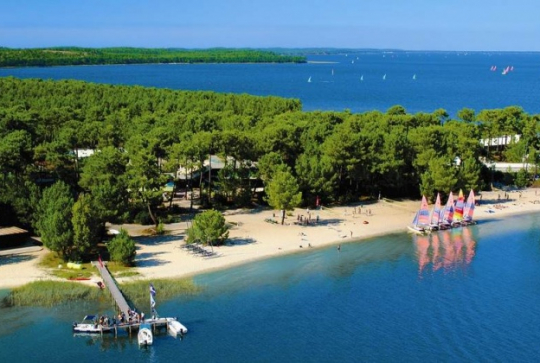 Lac de Carcans-Hourtin : sports nautiques en famille