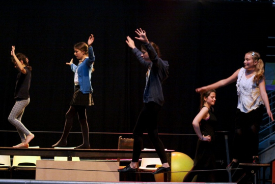 Enfants au Cirque du Bout du Monde