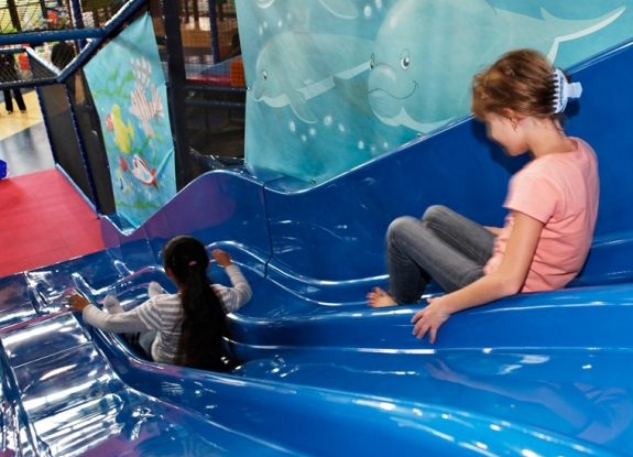 Le toboggan géant - Gulli Parc