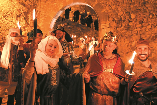 Biot et les Templiers : Parade aux flambeaux