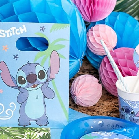 Organiser un anniversaire Lilo et Stitch à domicile : idées de jeux festifs, activités manuelles pour enfants...