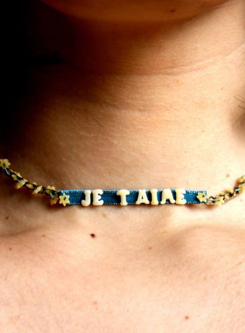 Collier de nouilles pour la fête des mères