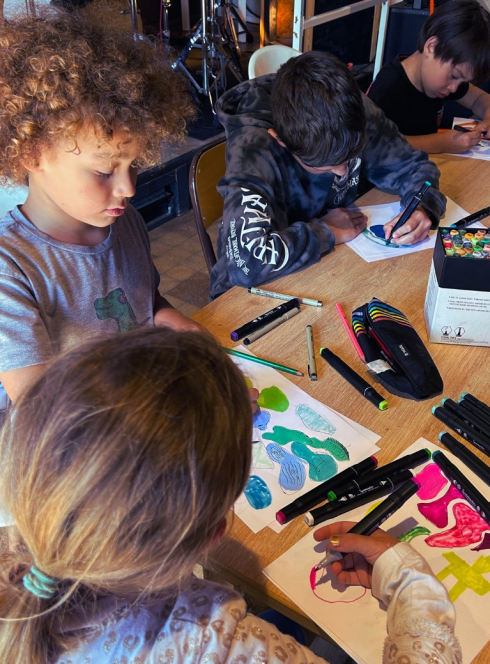 La sChOOL : cours d'arts plastiques