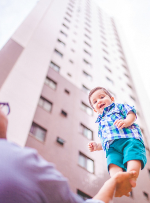 Des expériences scientifiques avec effet d'optique pour les enfants