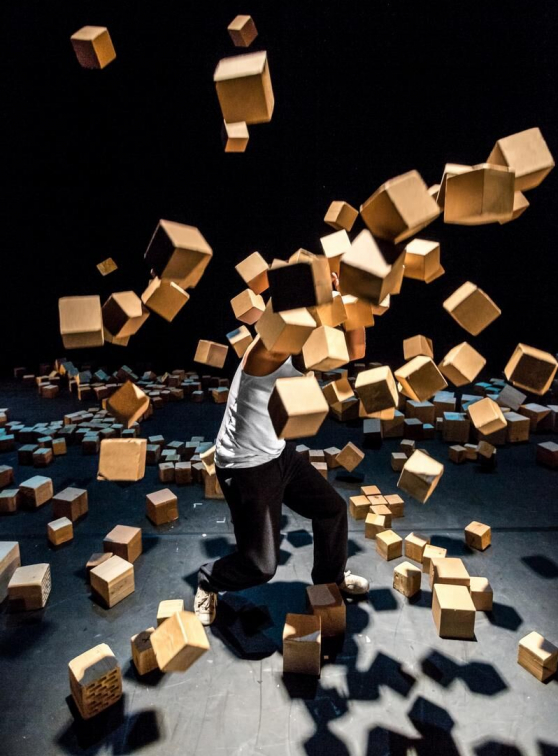Péripé'Cirque - Tesseract