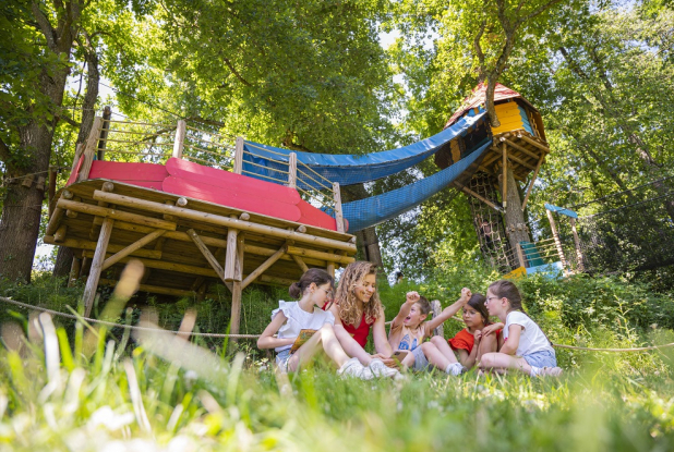 Le Bois des Lutins - Le Village des cabanes