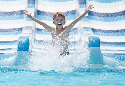 Piscines A Toulouse Parcs Aquatiques Activites Enfant Citizenkid