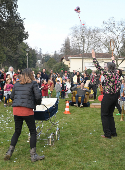 Fesse foraine - Cie Attractions et phénomènes