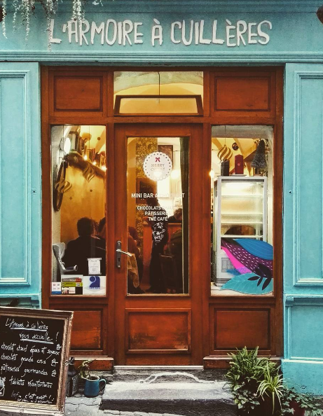 L Armoire A Cuilleres Salon De The Bar A Chocolat Pour Enfants Et Familles A Clermont Ferrand Citizenkid