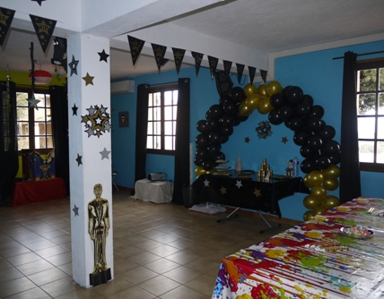 Décoration d'une salle pour anniversaire enfant par Accent Party