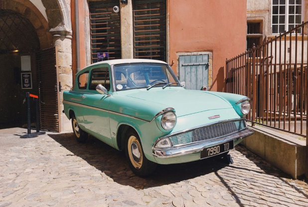 Arthur Weasley : Ford Anglia