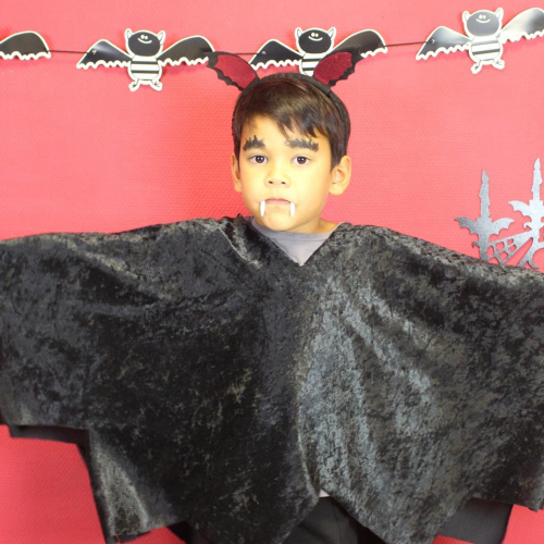 Tuto Halloween : déguisement de chauve-souris pour enfant