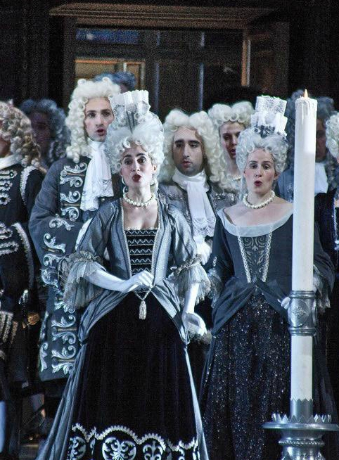 Grand bal costumé au CNCS