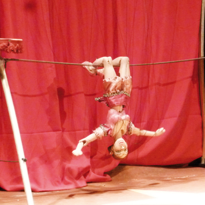 Au bout du fil - Cie Pelele