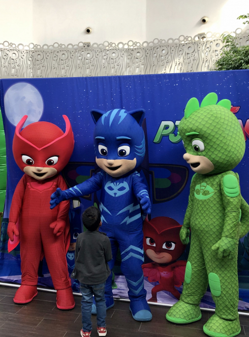 Les Mascottes en délire au centre commercial Aushopping