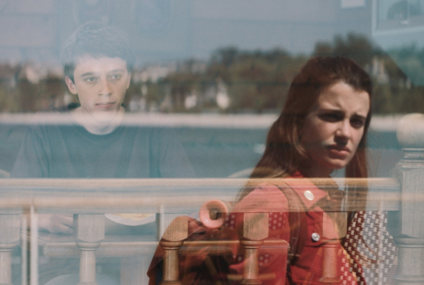 La Dernière vie de Simon : reflet