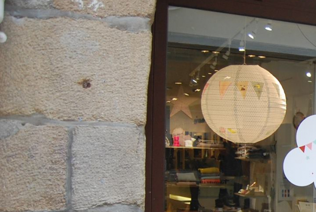 Sous les étoiles... exactement - Devanture