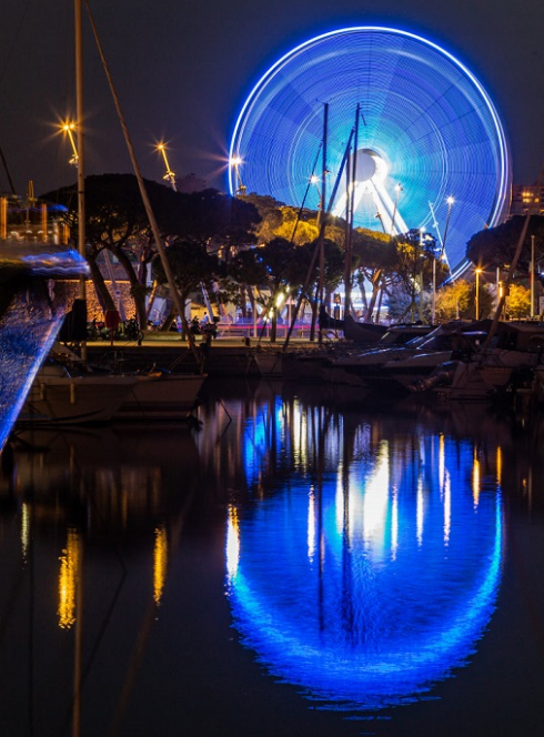 Marché de Noël d'Antibes : Grande roue depuis le port
