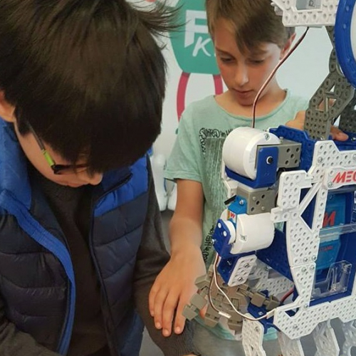 Robotkids : animation robot pour un anniversaire enfants à Montpellier