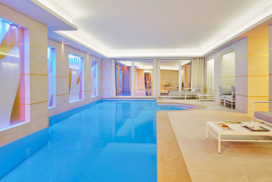 Piscine Hôtel Burgundy Paris