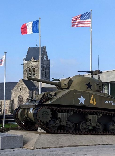Airborne Museum Sainte-Mère-Église : tank