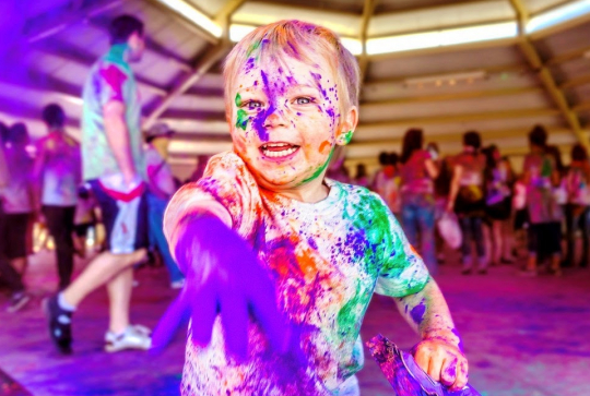 Holi, la fête des couleurs