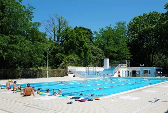 Piscine Chapou : bassin extérieur