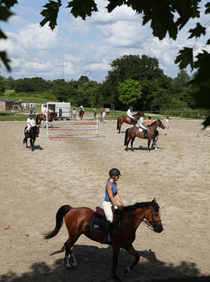 Les Conillaux centre équestre