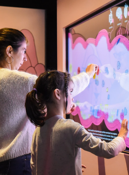 Exposition Microbiote espace des sciences