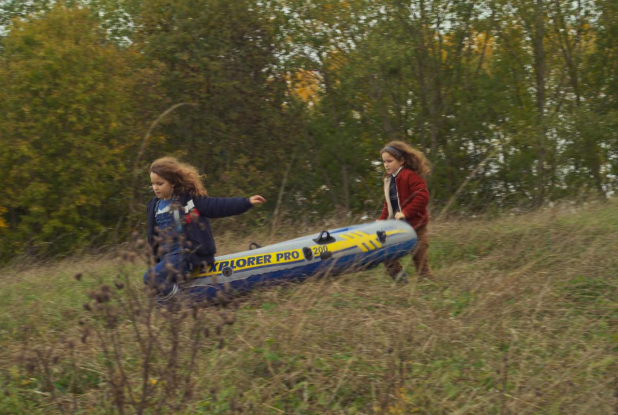 Petite maman : descente en courant