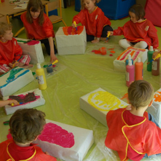 Viens jouer à la maison