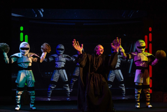 Space Wars : danse des troopers