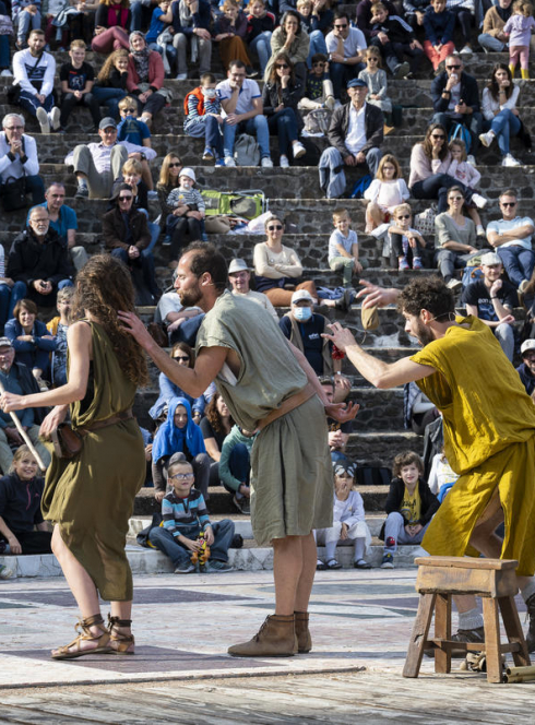 Spectacle a Lugdunum musée et théâtres romains