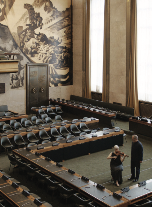 Jasmina Cibic, The Gift