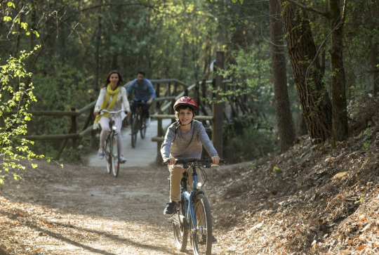 Profitez du printemps en famille avec Center Parcs - Balade à vélo