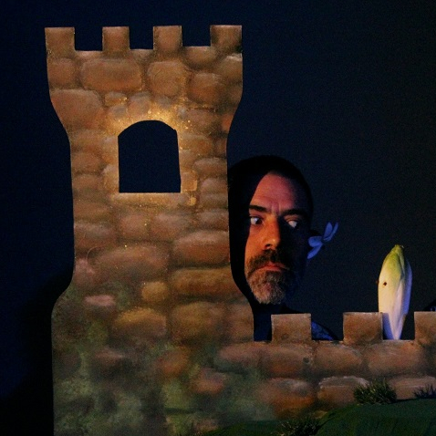 Flammes et slam ! : château fort, comédiens et une endive