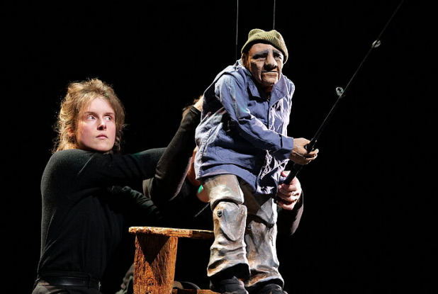 Notre vallée - marionette pêcheur