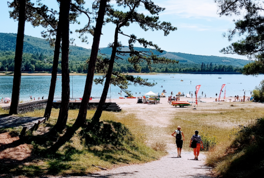 Lac de Saint-Ferréol : base de loisirs avec nombreuses activités