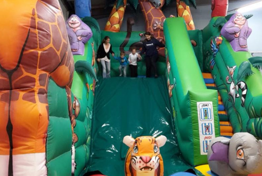 Youpi Parc Bordeaux Lac : structure gonflable