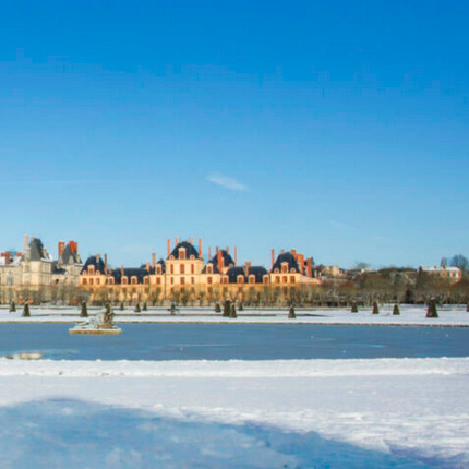 Noël au Château de Fontainebleau : vue enneigée