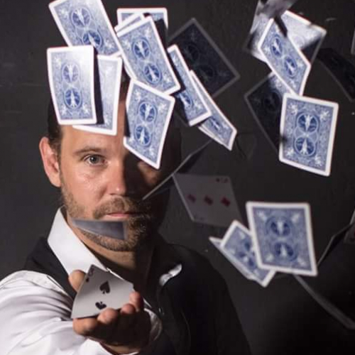 Anniversaire magie avec Anthony James