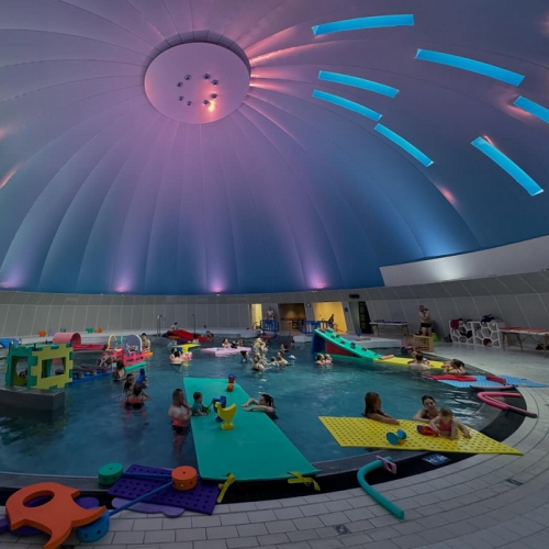 © Aquarena : Un bassin pour les enfants dans une atmosphère apaisante